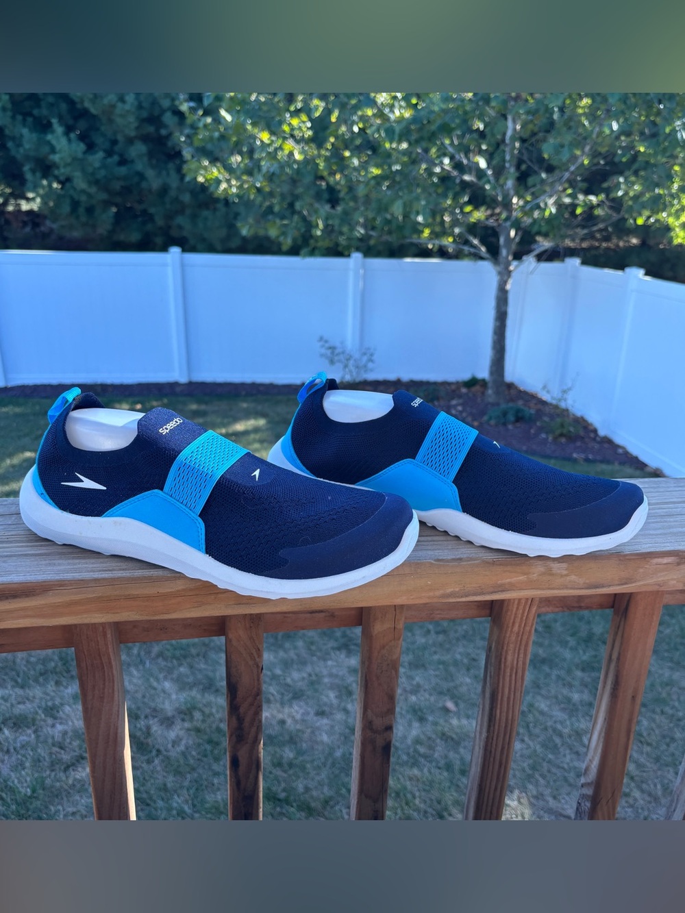 Speedo Men's Pull On Water Boat Shoes Navy/Picton Blue Size L 11/12